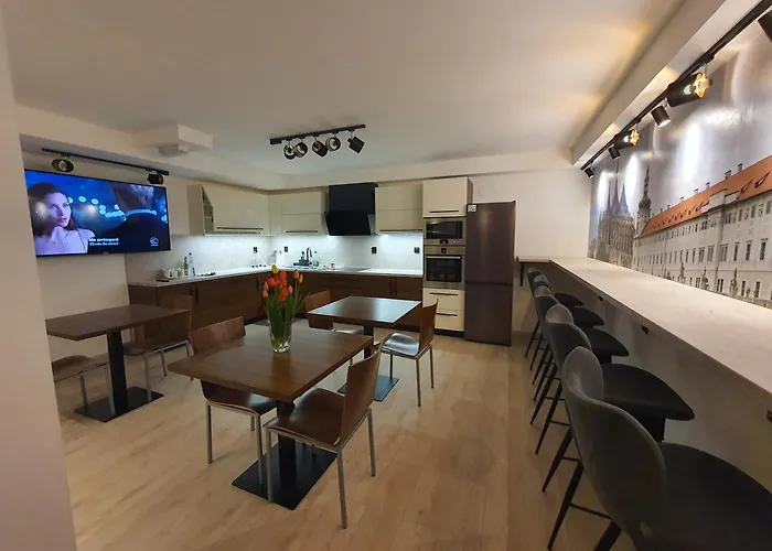 No 28 Rooms & Apartments